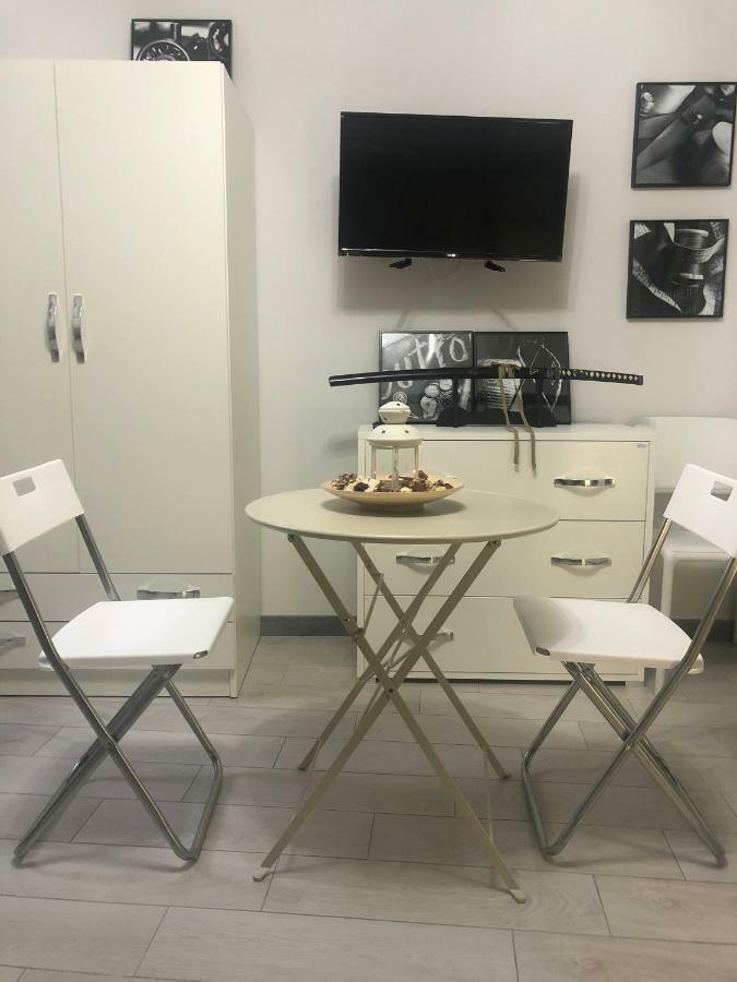 נאפולי Hamlet Appartment מראה חיצוני תמונה